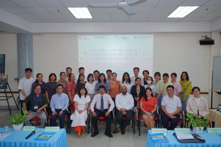 AIT team conducts a workshop on “Crafting Relevant and Impactful Sustainability Lessons” at Can Tho University, Vietnam