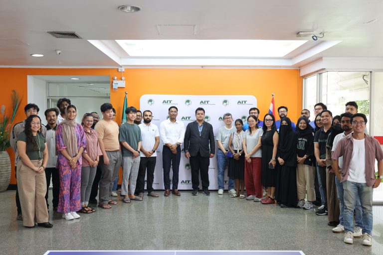 Seminar on Importance of Collaboration and Outreach in Research Project  Development